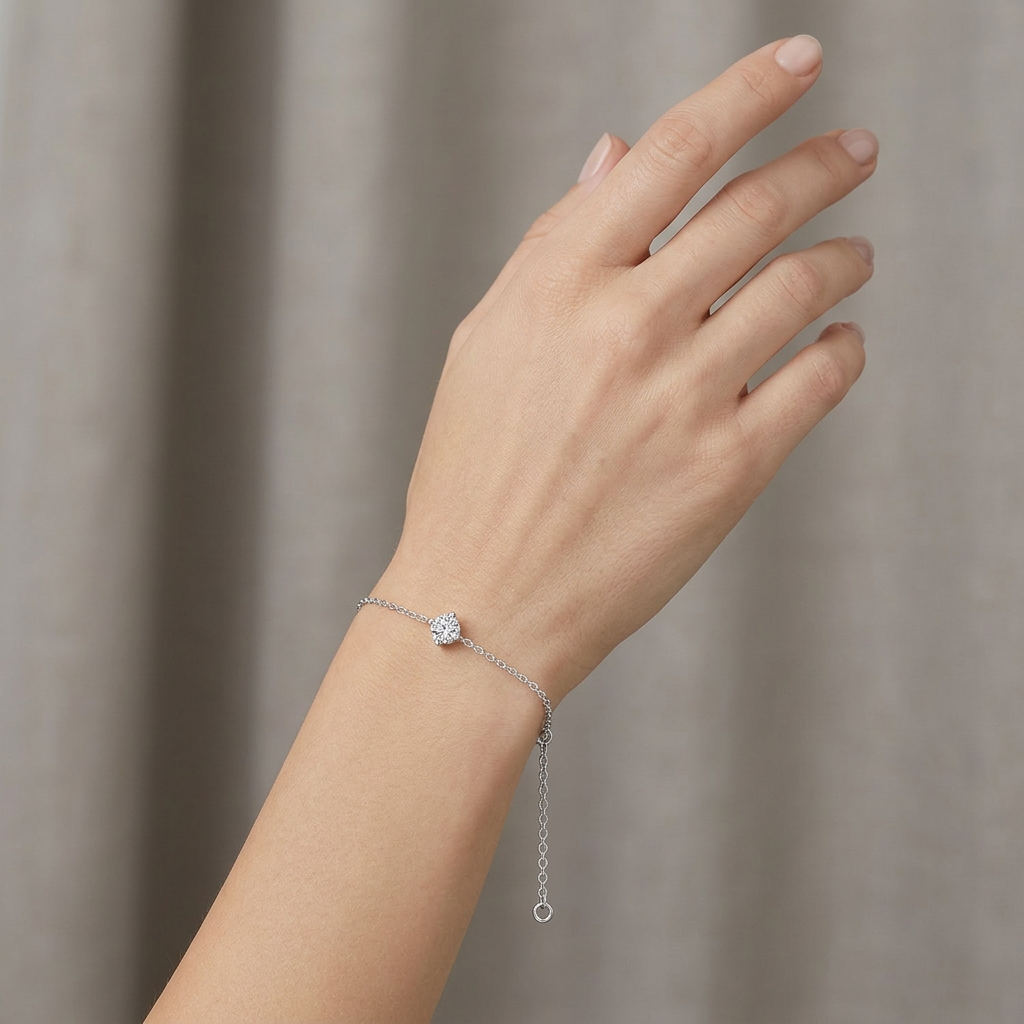 Nova Solitaire Moissanite Bracelet in Sterling Silver - The Daily Essential