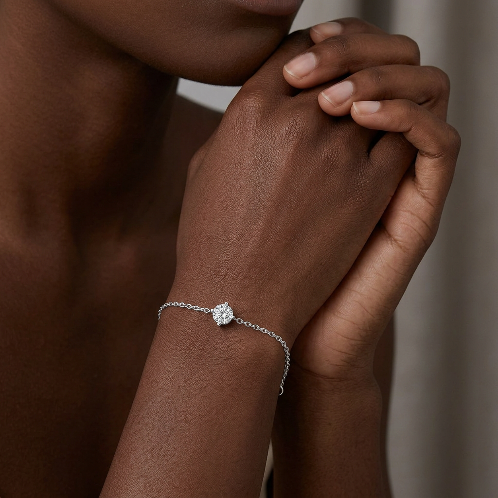 Nova Solitaire Moissanite Bracelet in Sterling Silver - The Daily Essential