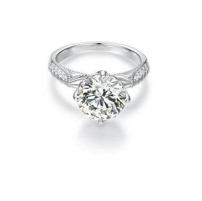 Vintage-Inspired Crown Solitaire Ring – Round Brilliant Simulated Diamond in S925 Sterling Silver