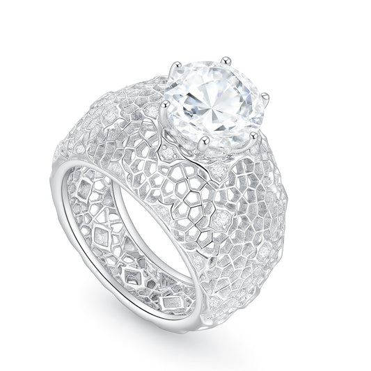 Exquisite Honeycomb Dome Ring – 5ct Round Cut Simulated Diamond in S925 Sterling Silver