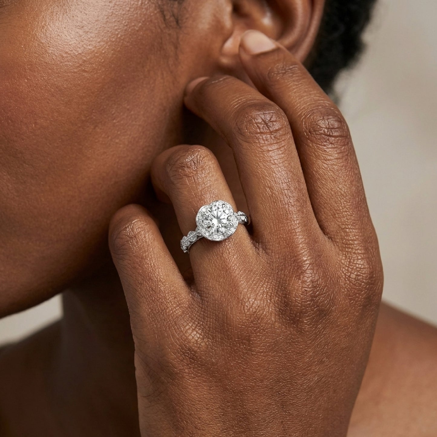 Vintage Floral Halo Engagement Ring - 3.0ct Cushion/Round Cut Simulated Diamond in S925 Sterling Silver - Romantic Sunflower Wedding Band for Women